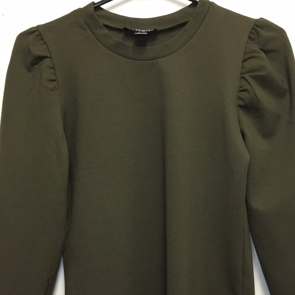 🌟2/15🌟Puff sleeve top